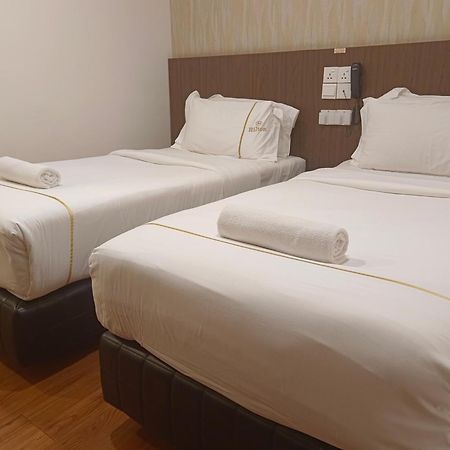 Mii Smile Hotel Penang George Town Esterno foto